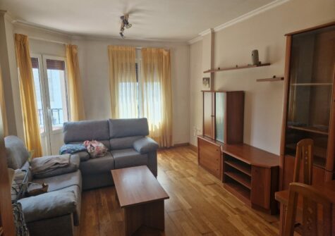 Venta de piso en calle Círculo de las Artes (Zona Aguas Férreas) – Lugo