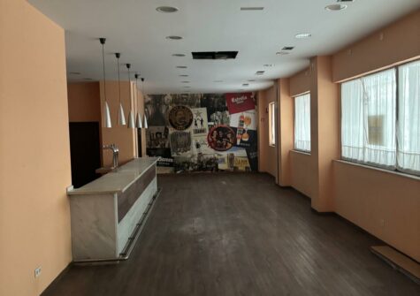 Alquiler de local comercial en Avenida de la Coruña (Lugo)