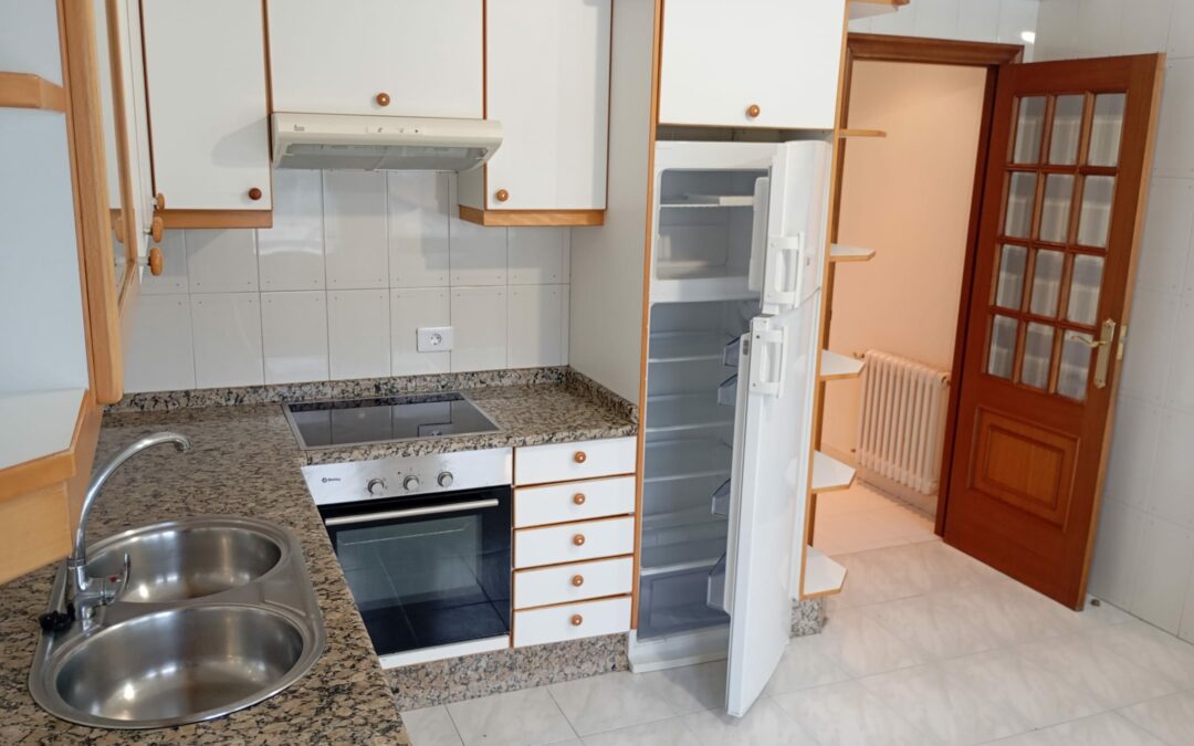 Venta de piso a reformar en Calle Rei Don García – Lugo